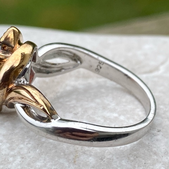 Genuine Garnet and white topaz ring .925 Sterling Silver 18k gold accent - Picture 14 of 15